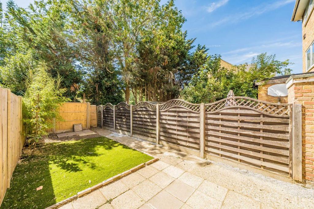 House in Isleworth - More