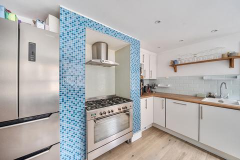 3 bedroom duplex for sale, Humber Road, London