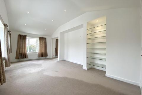 2 bedroom detached house for sale, Andrew Crescent, Crosland Hill, Huddersfield