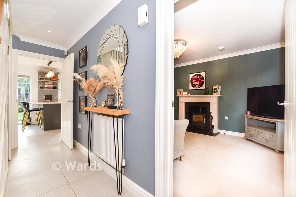 House in Maidstone - More