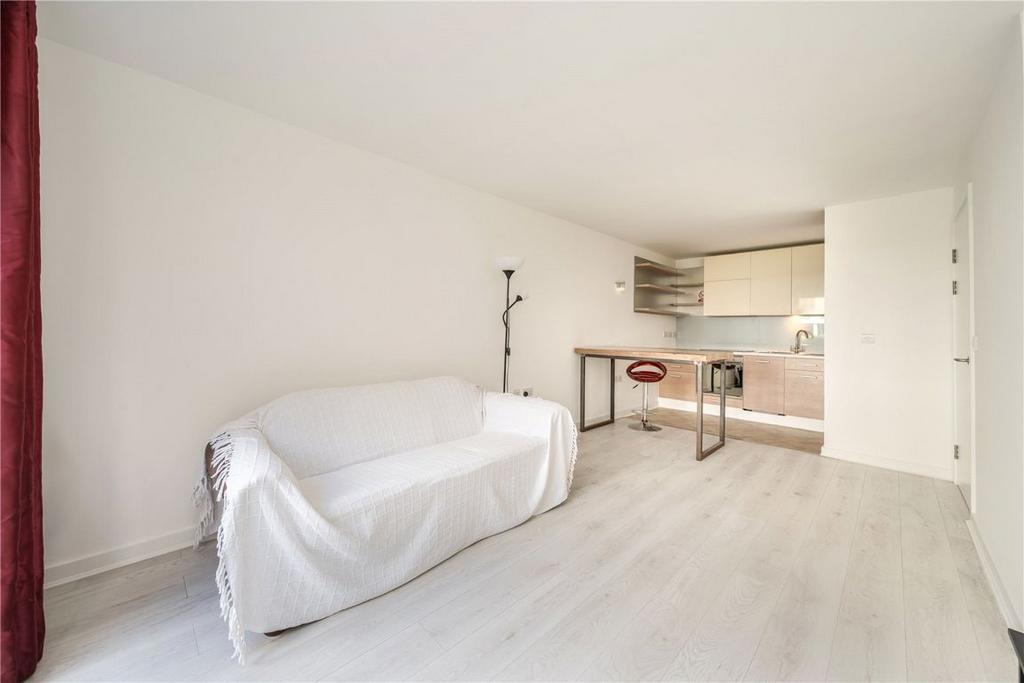 Apartment in London - View 2