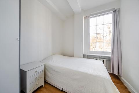 2 bedroom flat to rent, Queensway London W2