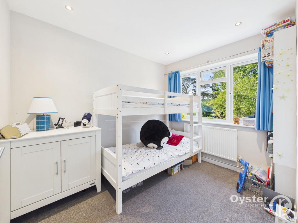 Apartment in London, Stanmore - View 5
