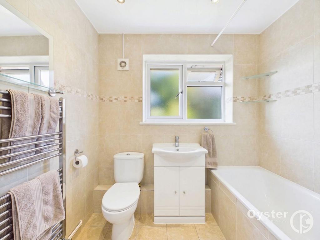 Apartment in London, Stanmore - More