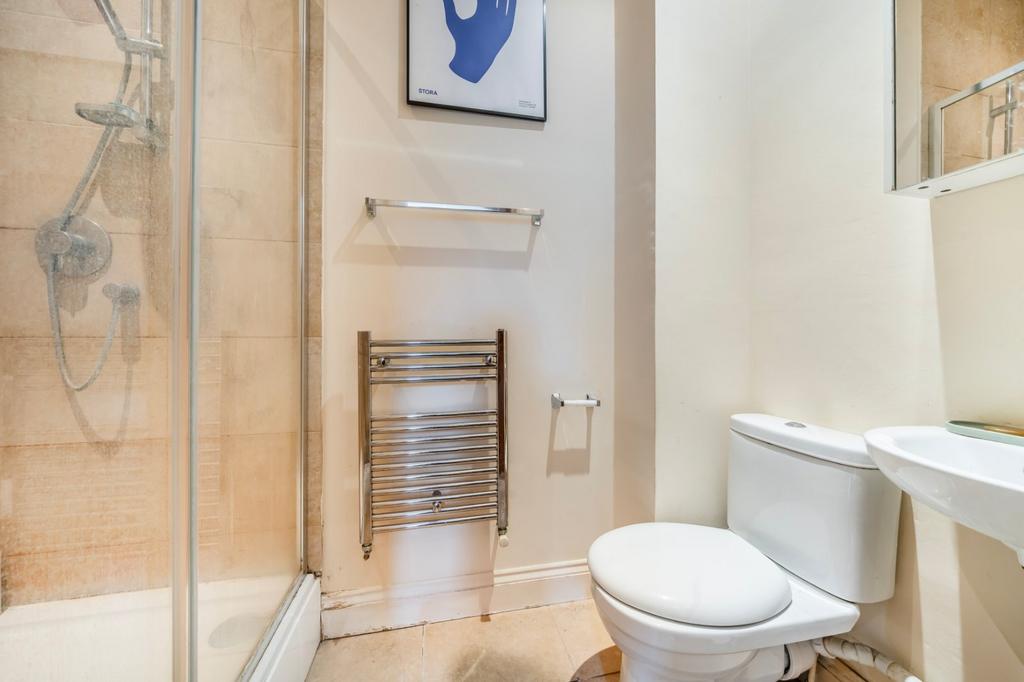 Apartment in London - View 5