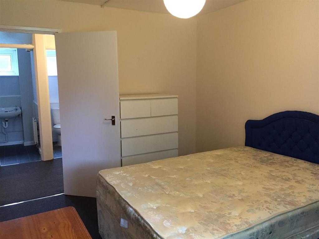 Apartment in Birmingham - View 5
