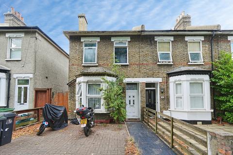 3 bedroom terraced house for sale, Kangley Bridge Road, London, SE26