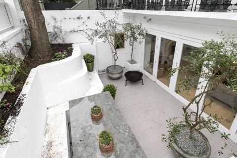 4 bedroom house to rent, Artesian Road London W2
