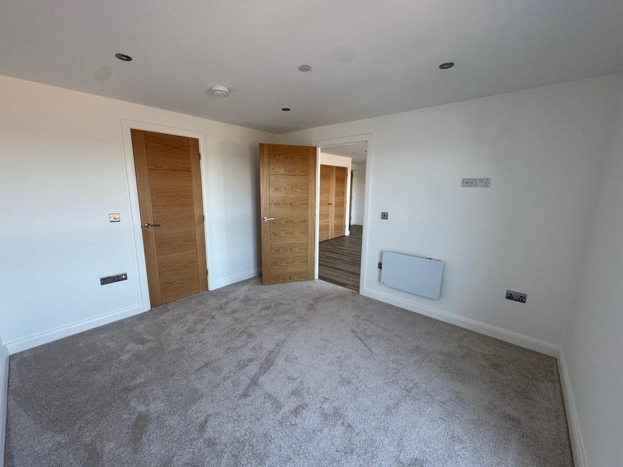 Apartment in LEEDS - View 4