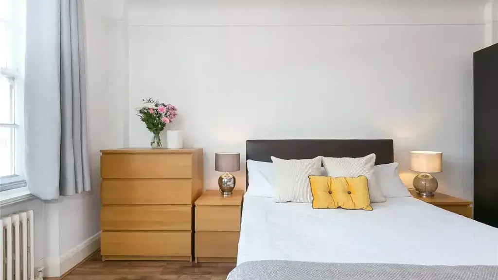Apartment in Marylebone - View 5