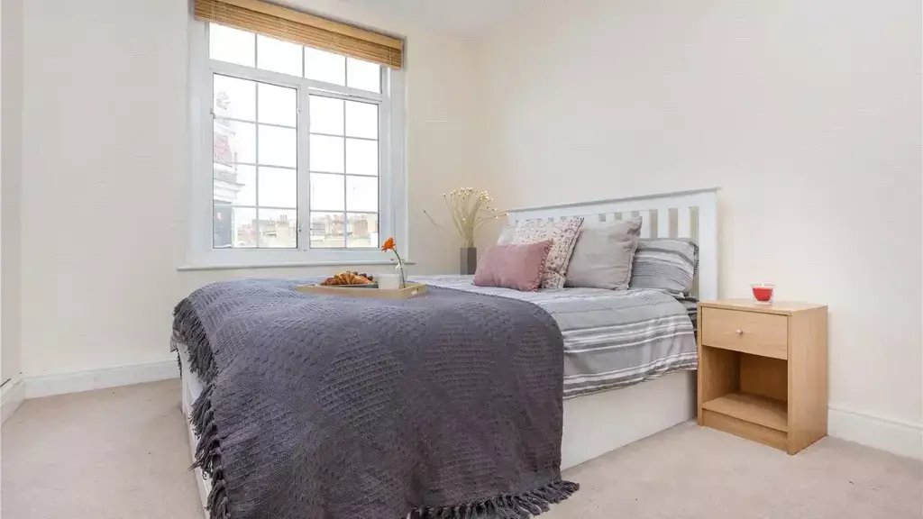 Apartment in Marylebone - More