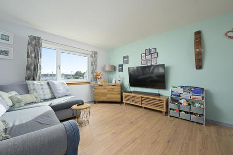 2 bedroom flat for sale, 146 Forker Avenue, Rosyth, KY11 2UG