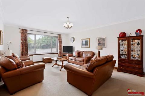 4 bedroom detached house for sale, McCallum Grove, Stewartfield, EAST KILBRIDE