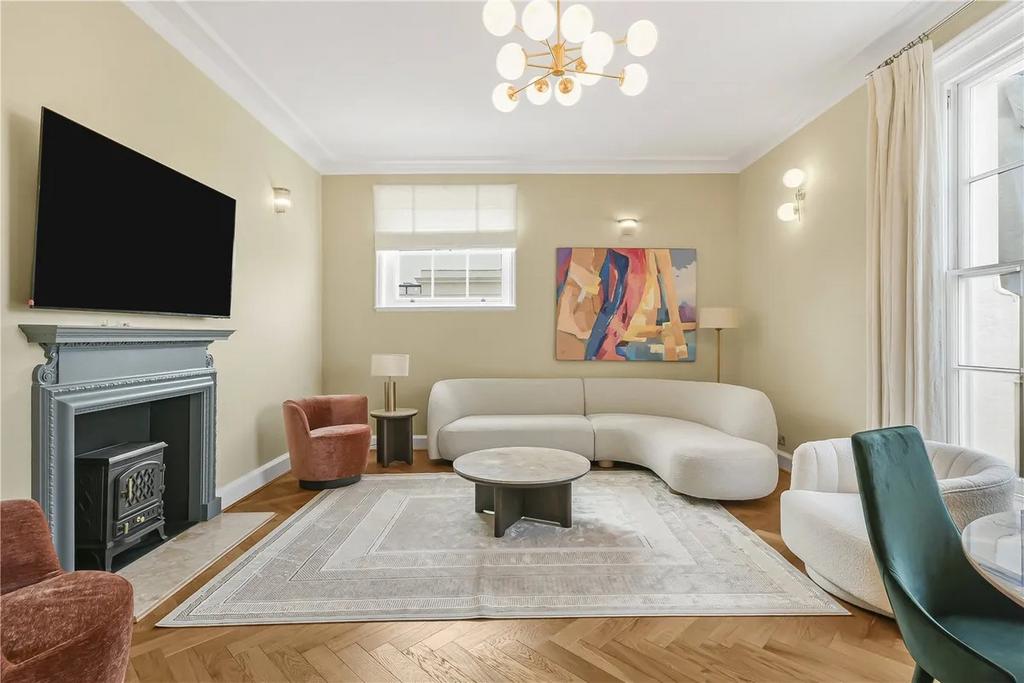 Apartment in London - View 5