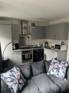 1 bedroom maisonette to rent, Bader Gardens, Slough