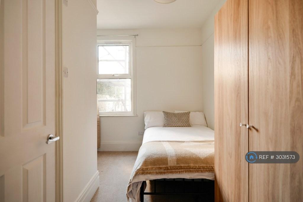 House in Bristol - More