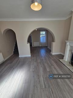3 bedroom terraced house to rent, Beresford Road, Gravesend, DA11