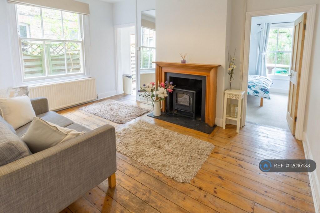 Apartment in London - View 2