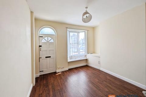 2 bedroom terraced house to rent, Bloxwich Road, Walsall, WS2