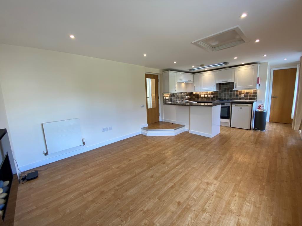 Apartment in Cambridge - View 5