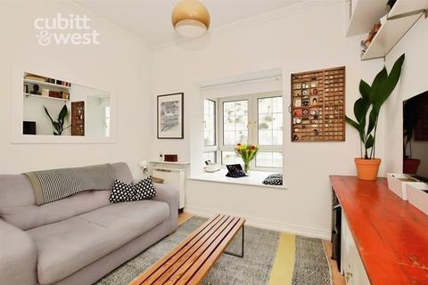1 bedroom flat to rent, Brighton Marina Village, Brighton, BN2