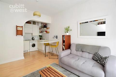 1 bedroom flat to rent, Brighton Marina Village, Brighton, BN2
