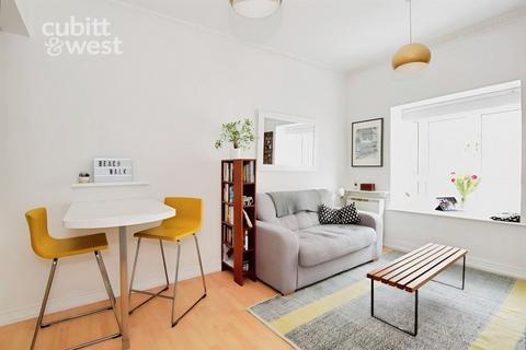 1 bedroom flat to rent, Brighton Marina Village, Brighton, BN2