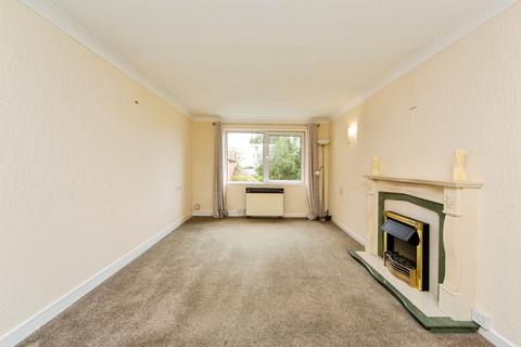 2 bedroom flat for sale, Bidston Road, PRENTON, CH43