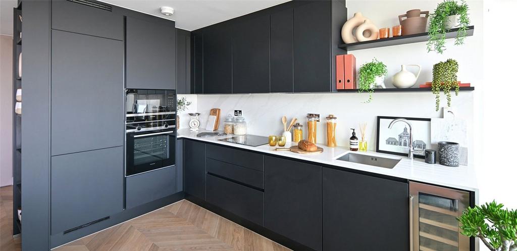 Apartment in Woolwich - View 4