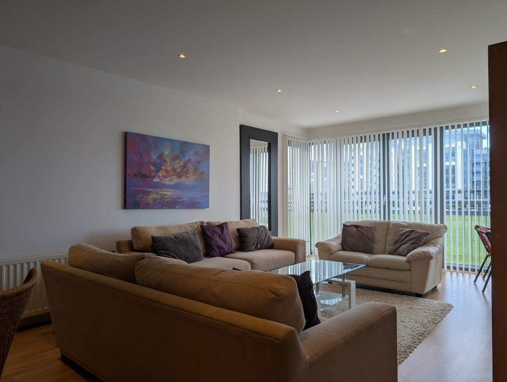 Apartment in Edinburgh - View 3
