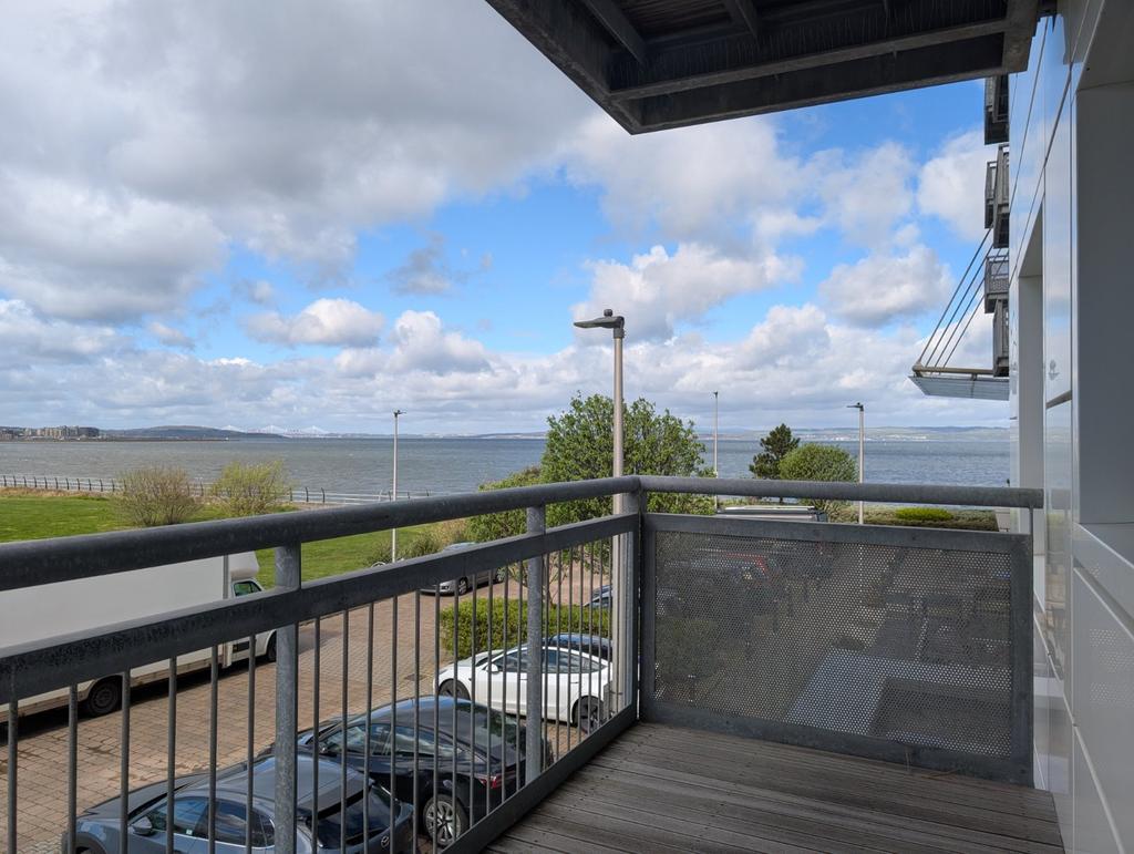Apartment in Edinburgh - View 5