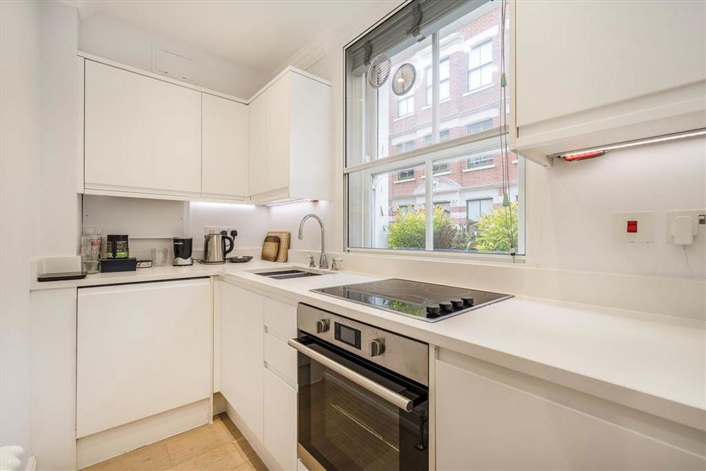 Apartment in London - View 3