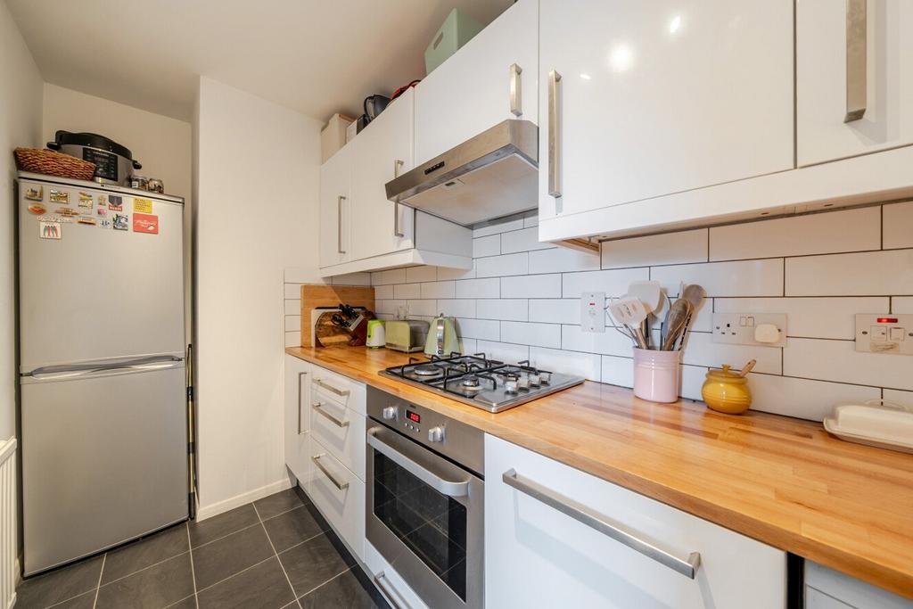 Apartment in London - View 2