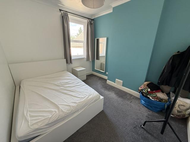 House in CARDIFF - View 4