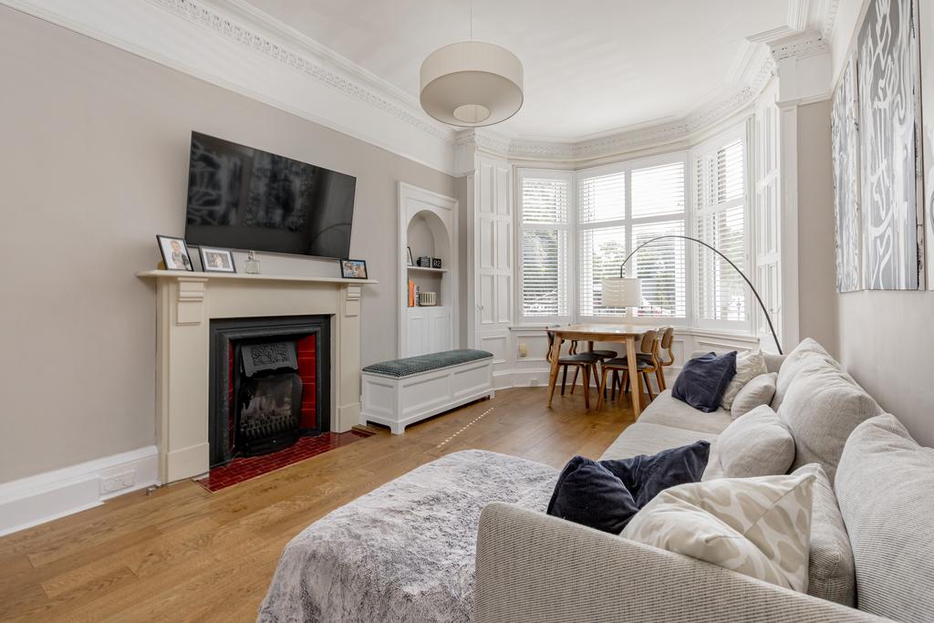 Apartment in Edinburgh - View 2