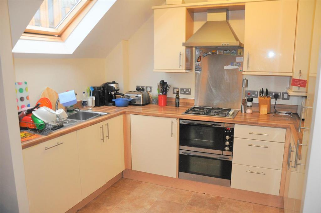 Apartment in Andover - View 3