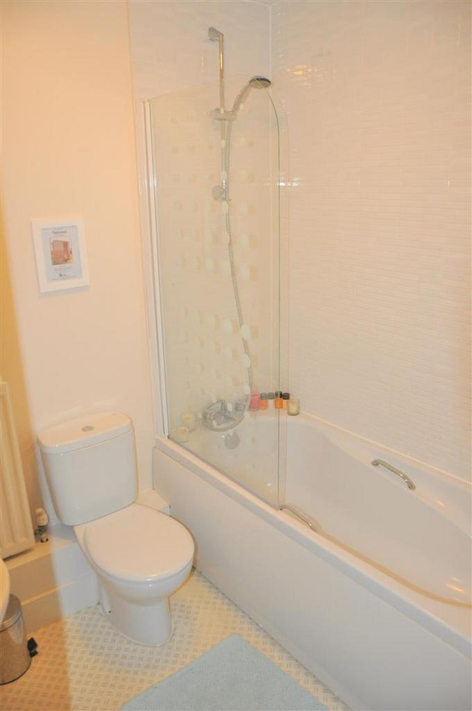 Apartment in Andover - View 5