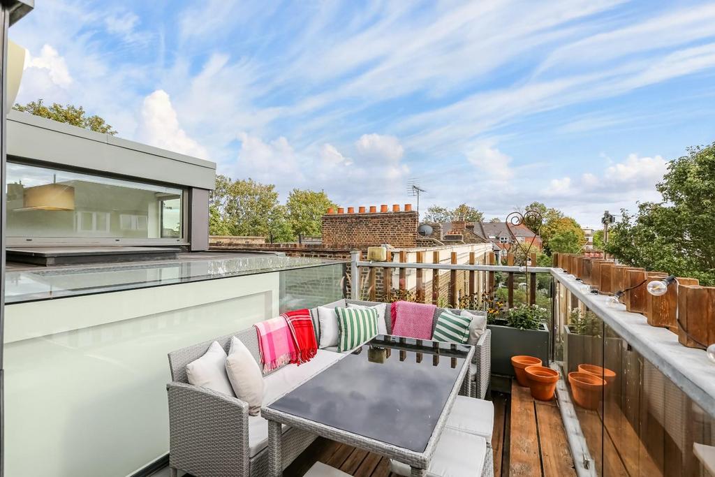 House in London - View 4
