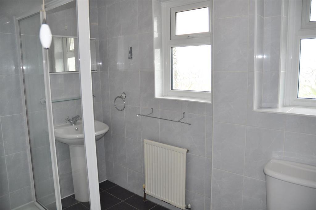 House in Holyhead - View 5