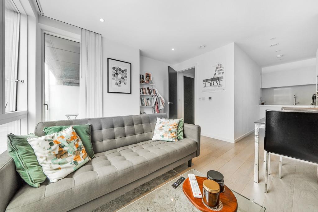 Apartment in London - View 5