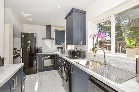 3 bedroom semi-detached house for sale, Marsh Way, Larkfield, Aylesford, Kent