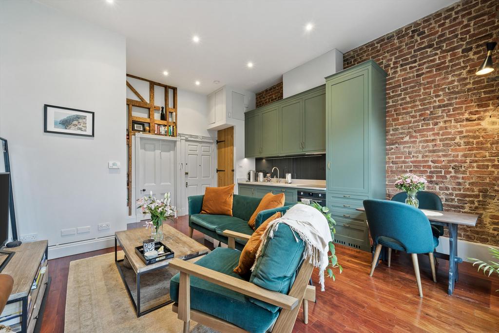 Apartment in London - View 3
