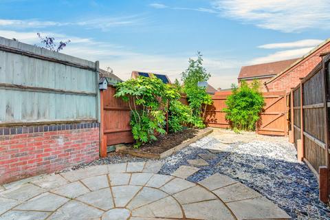 3 bedroom townhouse for sale, Rose Hill Way, Kettering NN14