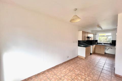 3 bedroom semi-detached house to rent, Draycott, Telford TF3