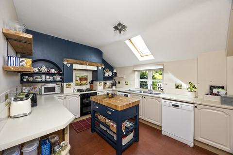 4 bedroom semi-detached house for sale, High Beeches Lane, Handcross