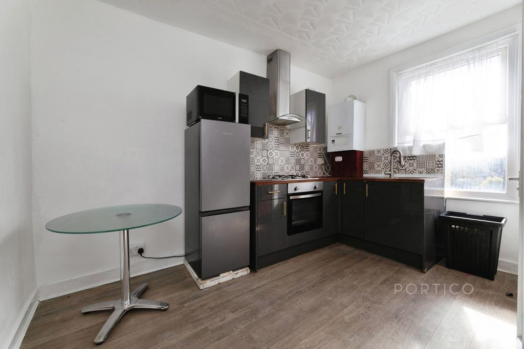 Apartment in London - View 2