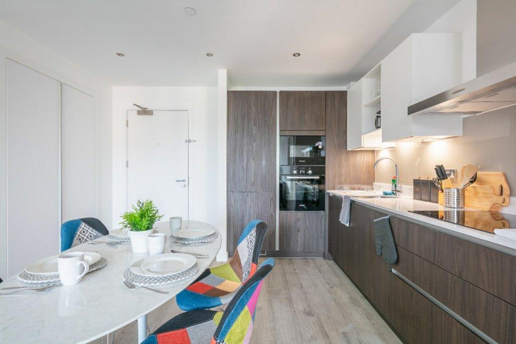 Apartment in Salford - View 5