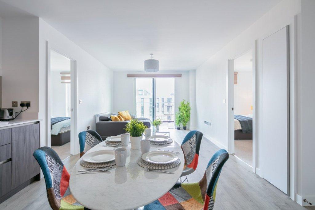 Apartment in Salford - More