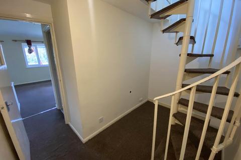 1 bedroom house to rent, Salem Place, Gravesend DA11