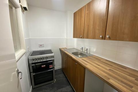 1 bedroom house to rent, Salem Place, Gravesend DA11